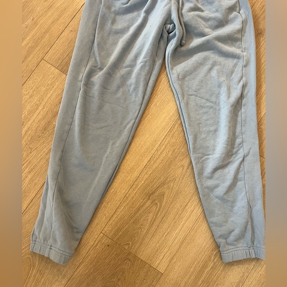 Aritzia Tna Airy Fleece Joggers Size Small - Picture 4 of 9